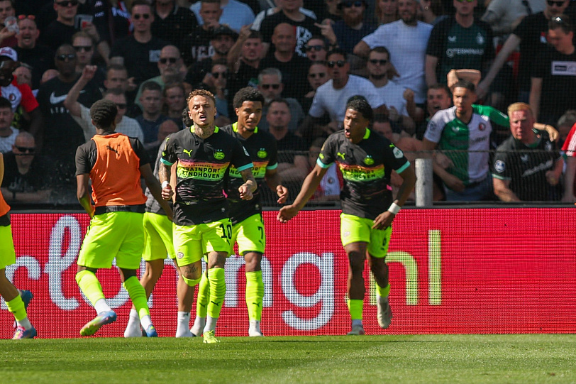 ПСВ сделал камбэк в матче с «Фейеноордом»