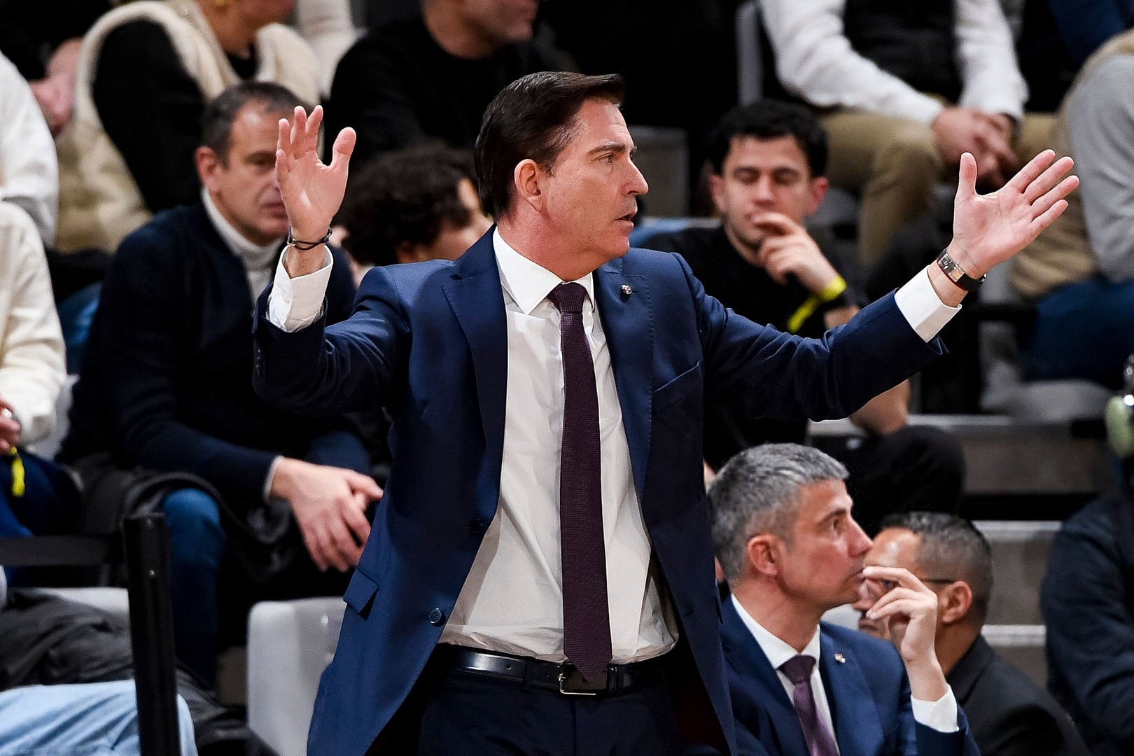 Первое поражение Паскуаля в Лиге АСВ после камбэка